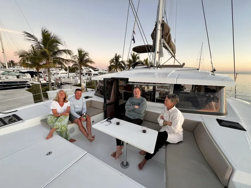 Slide: The Image of Bali 4.2 2023 - 5449854