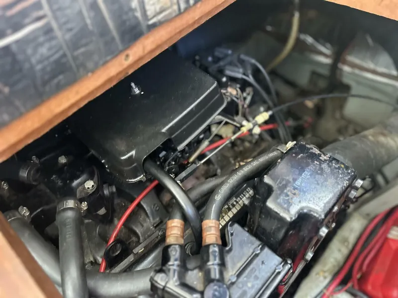 Slide: The Image of Carver Yachts 3207 1985 - 5450175