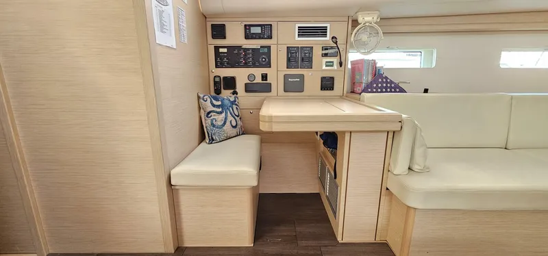 Slide: The Image of Jeanneau 51 2017 - 5554880