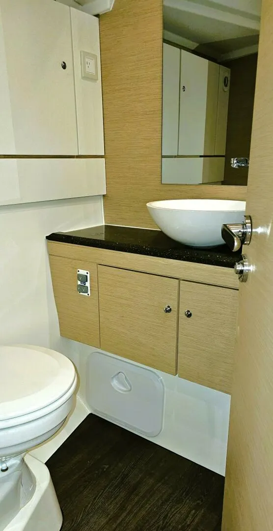 Slide: The Image of Jeanneau 51 2017 - 5554875