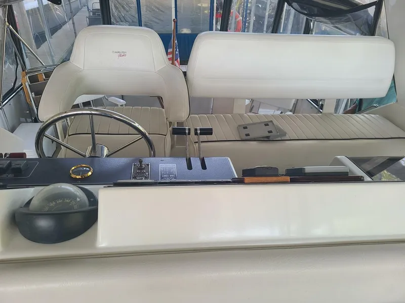 Slide: The Image of Carver 330 Aft Cabin 1991 - 5451898