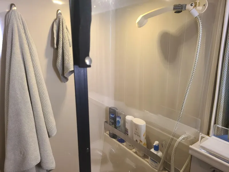 Slide: The Image of Carver 330 Aft Cabin 1991 - 5451922