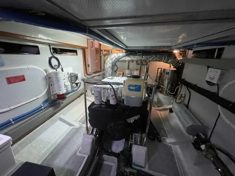 Slide: The Image of Cummins Diesel - 5461058