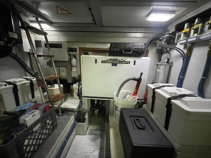 Slide: The Image of Northern Lights GenSet - 5461057