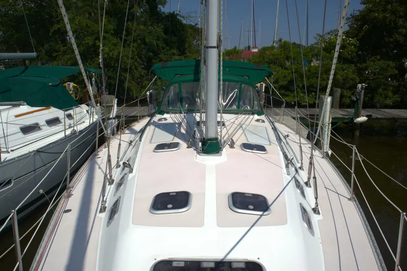 Slide: The Image of Catalina 400 1996 - 5452077