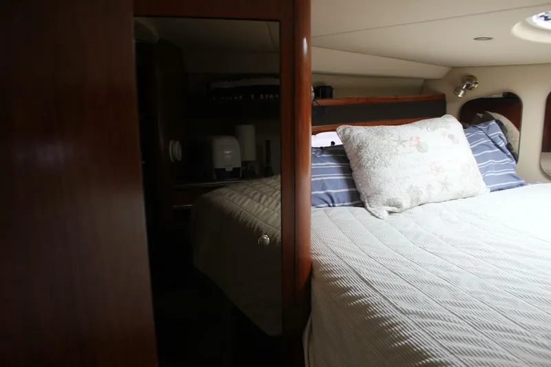 Slide: The Image of Cruisers Yachts 370 express 2005 - 5452796