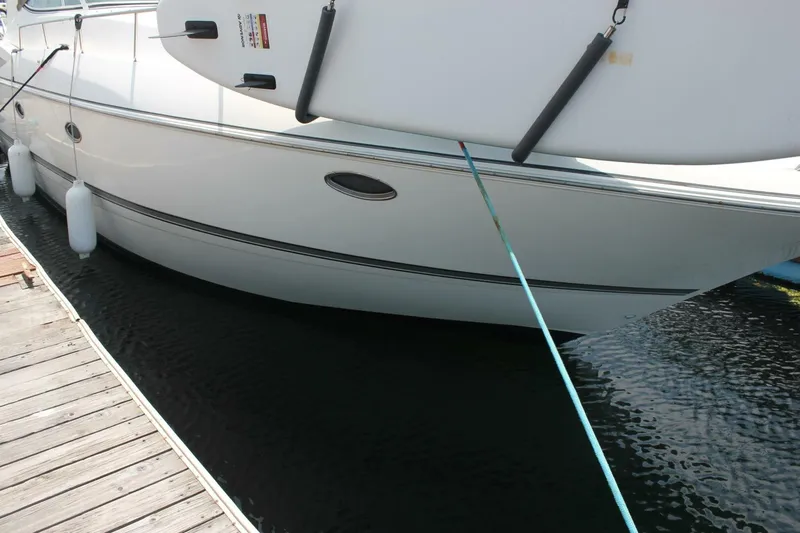 Slide: The Image of Cruisers Yachts 370 express 2005 - 5452771