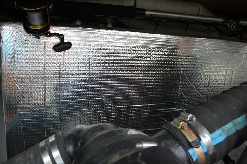 Slide: The Image of Cruisers Yachts 370 express 2005 - 5452814