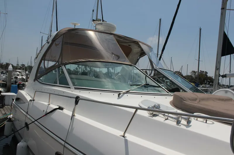 Slide: The Image of Cruisers Yachts 370 express 2005 - 5452773