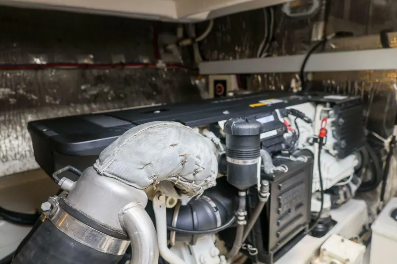 Slide: The Image of Cruisers Yachts 45 Cantius 2014 - 5453991