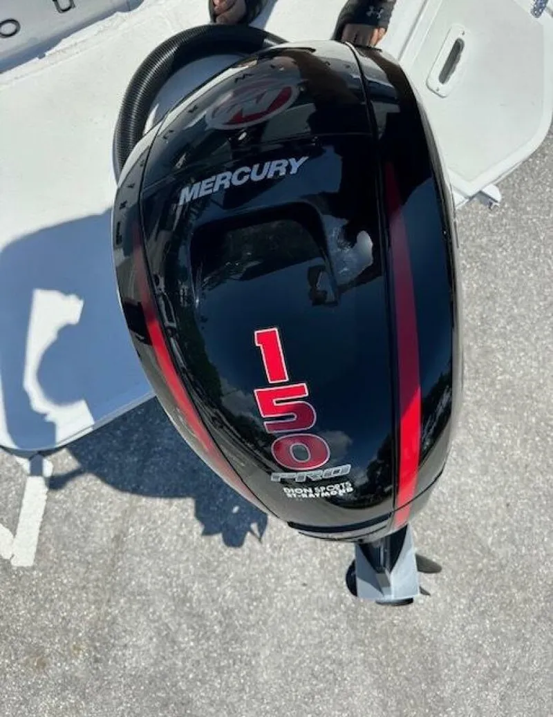 Slide: The Image of Four Winns 22 2021 - 5453861