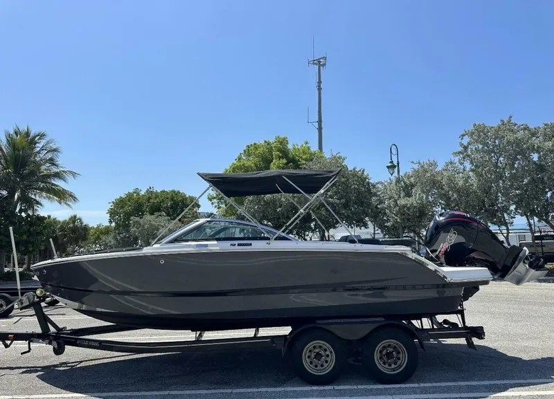 Slide: The Image of Four Winns 22 2021 - 5453863