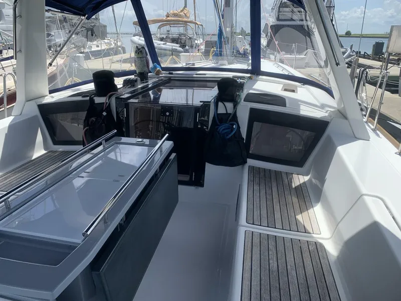 Slide: The Image of Beneteau Oceanis 41 2012 - 5455049