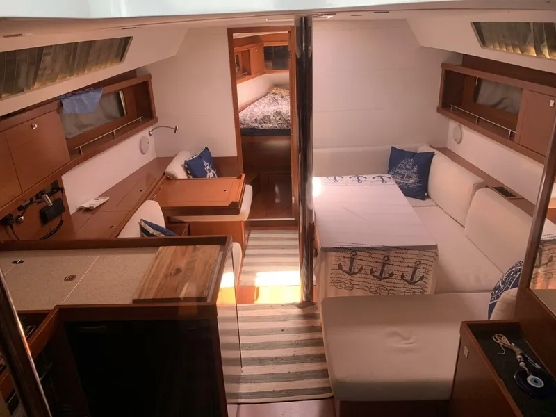 Slide: The Image of Beneteau Oceanis 41 2012 - 5455036