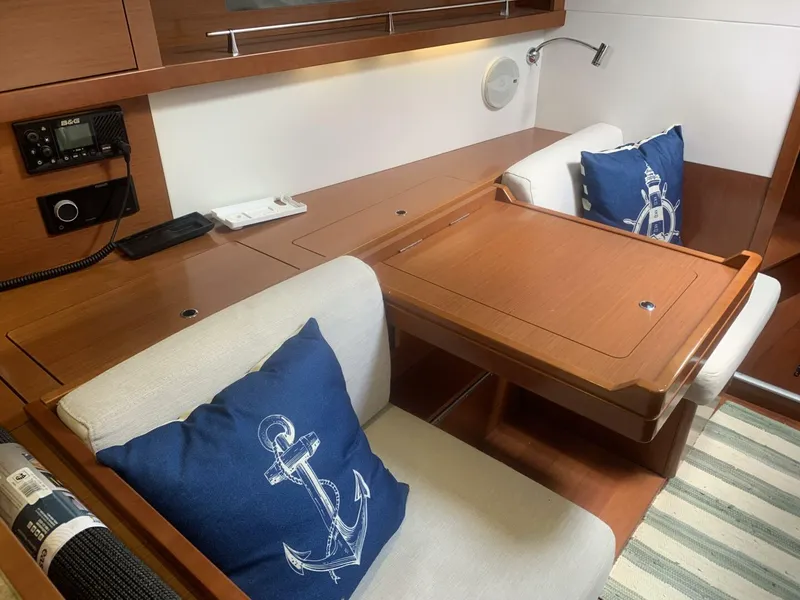 Slide: The Image of Beneteau Oceanis 41 2012 - 5454380