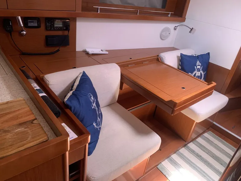 Slide: The Image of Beneteau Oceanis 41 2012 - 5455018