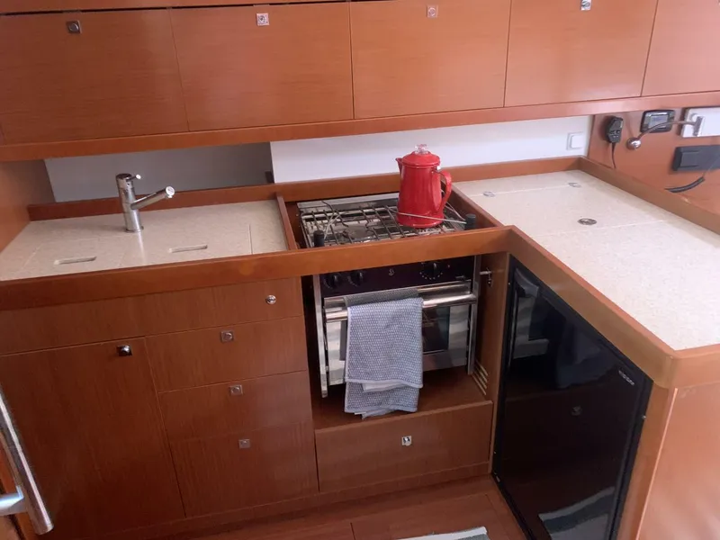 Slide: The Image of Beneteau Oceanis 41 2012 - 5455035