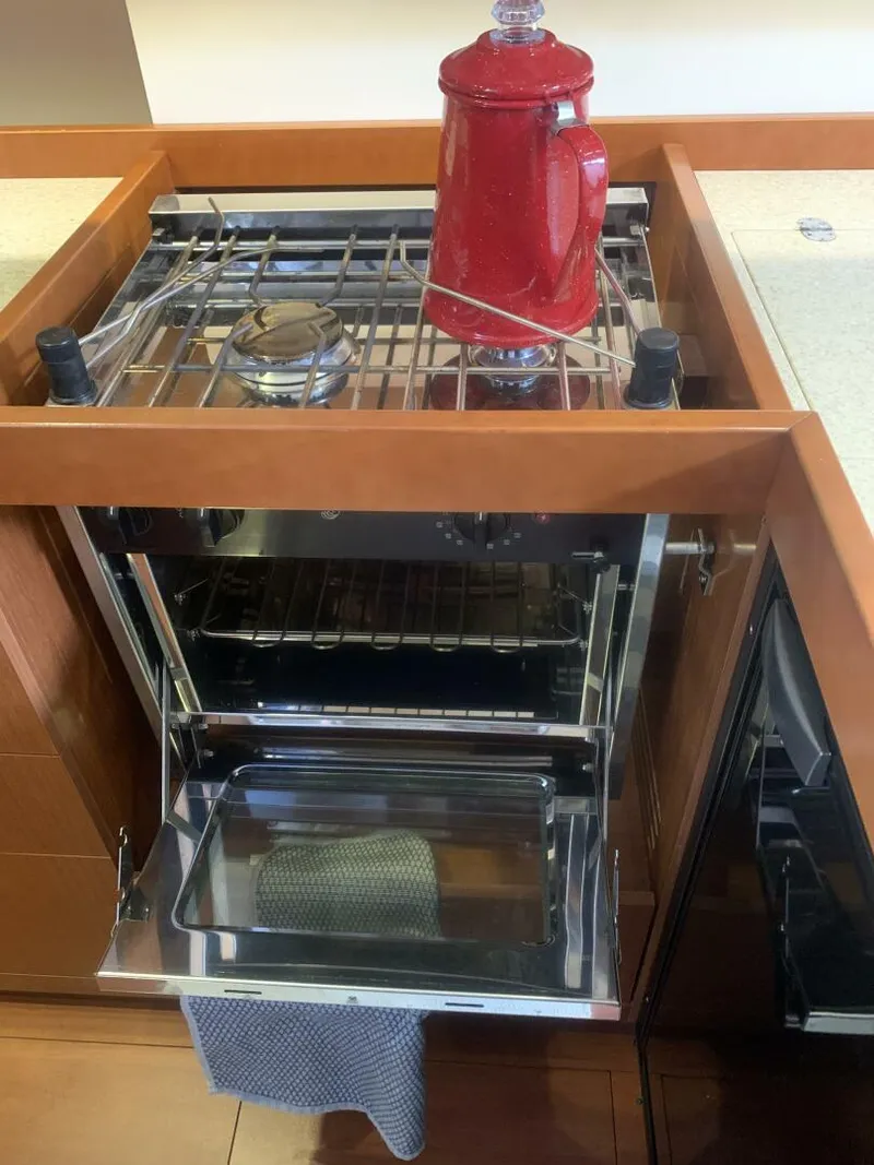 Slide: The Image of Beneteau Oceanis 41 2012 - 5454349