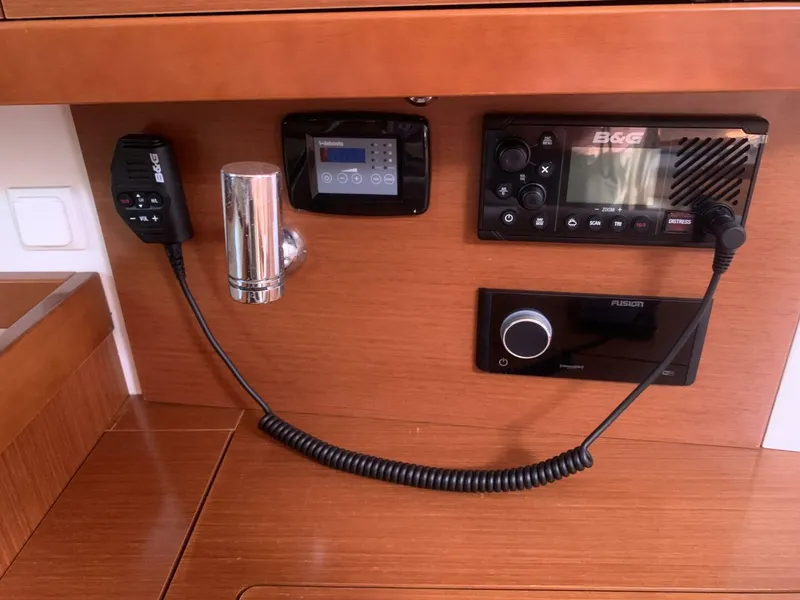 Slide: The Image of Beneteau Oceanis 41 2012 - 5455023