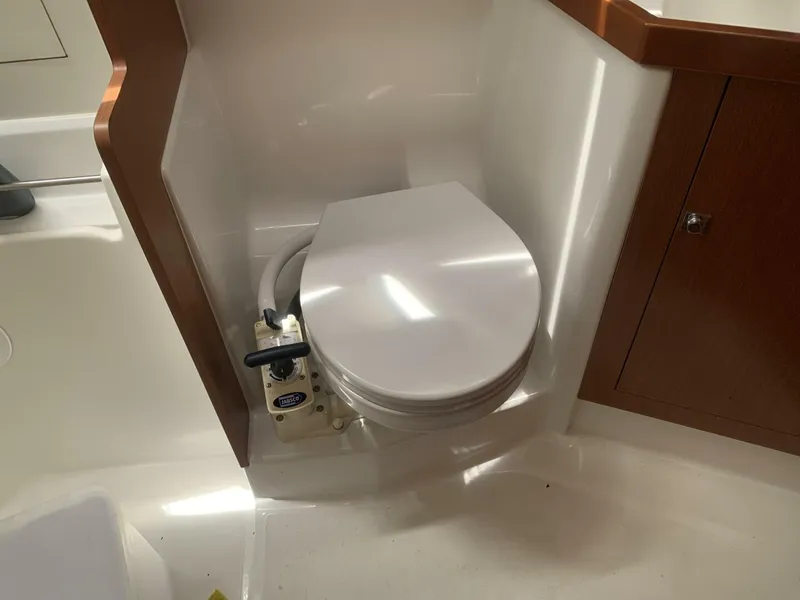 Slide: The Image of Beneteau Oceanis 41 2012 - 5455031