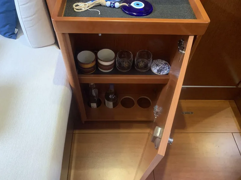 Slide: The Image of Beneteau Oceanis 41 2012 - 5454377