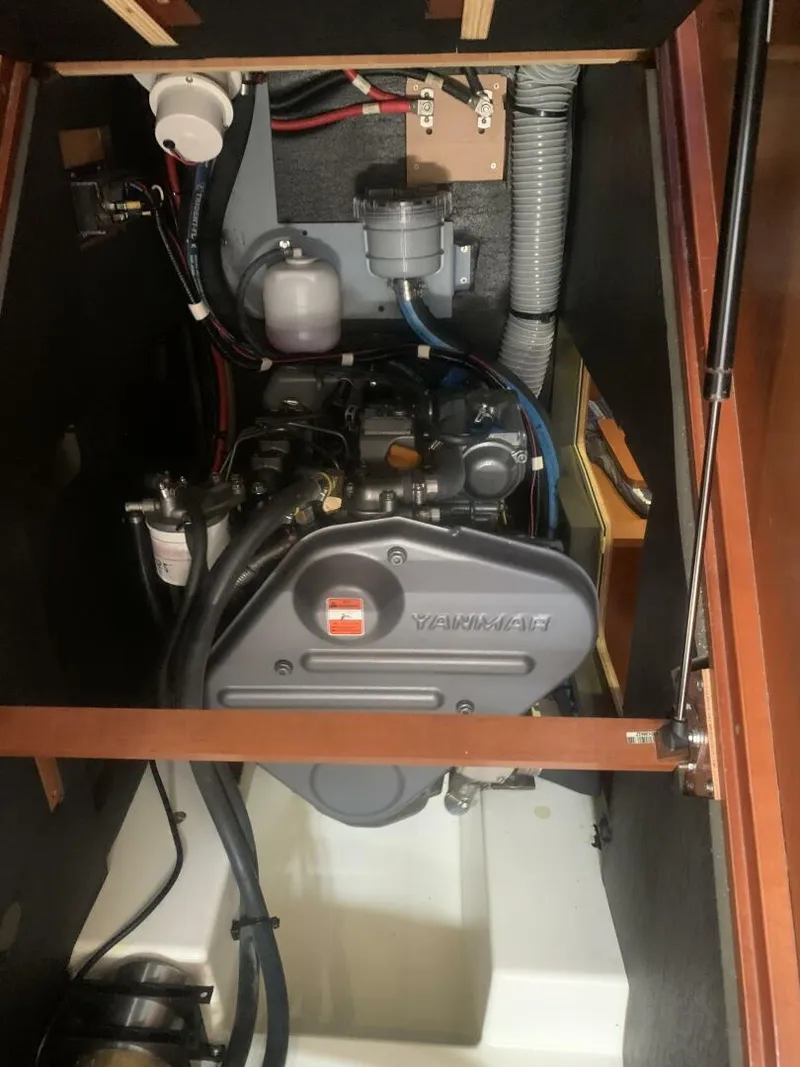 Slide: The Image of Beneteau Oceanis 41 2012 - 5454383