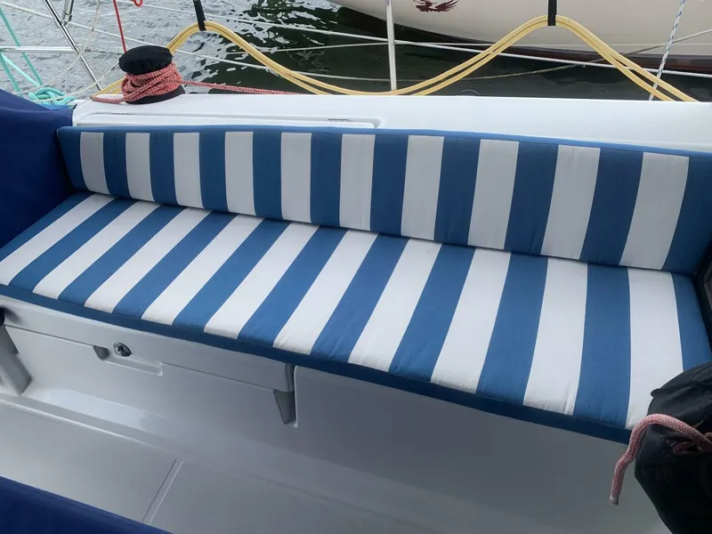 Slide: The Image of Beneteau Oceanis 41 2012 - 5454353