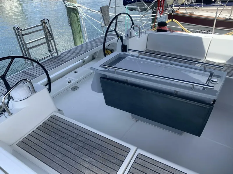 Slide: The Image of Beneteau Oceanis 41 2012 - 5455041