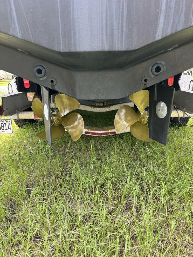 Slide: The Image of SeaVee 34i 2004 - 5454805