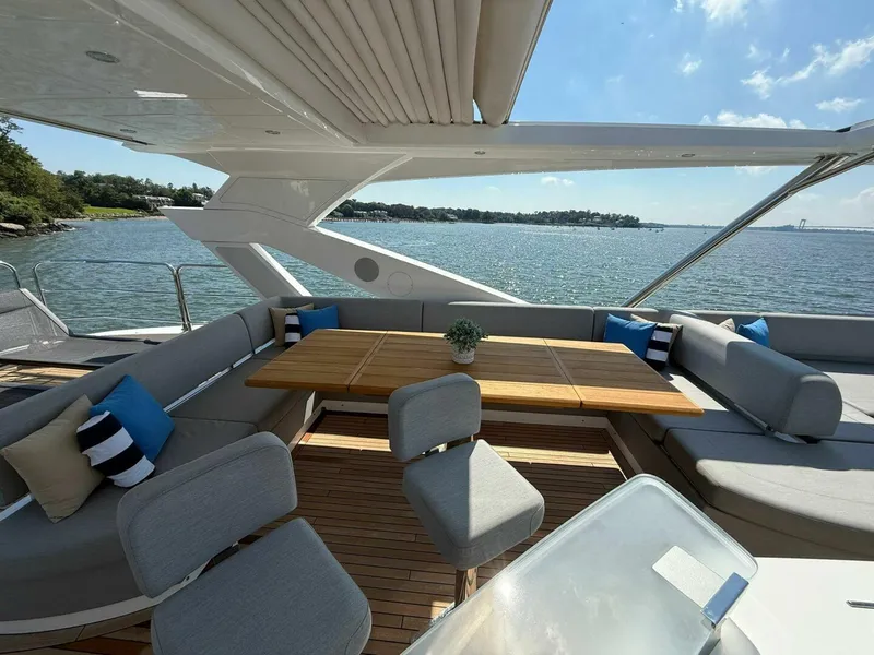 Slide: The Image of Sunseeker 76 Yacht 2021 - 5633869