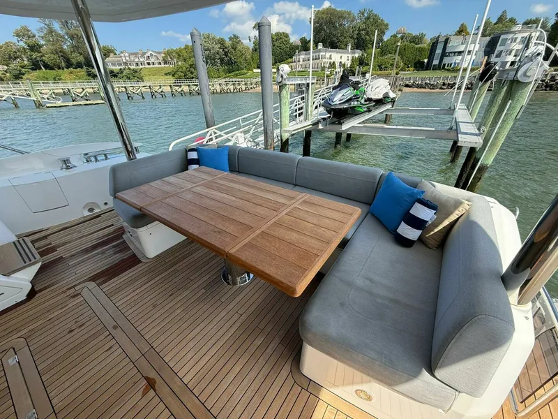 Slide: The Image of Sunseeker 76 Yacht 2021 - 5633878