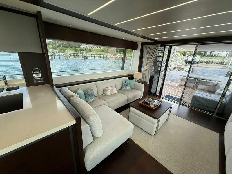 Slide: The Image of Sunseeker 76 Yacht 2021 - 5633886