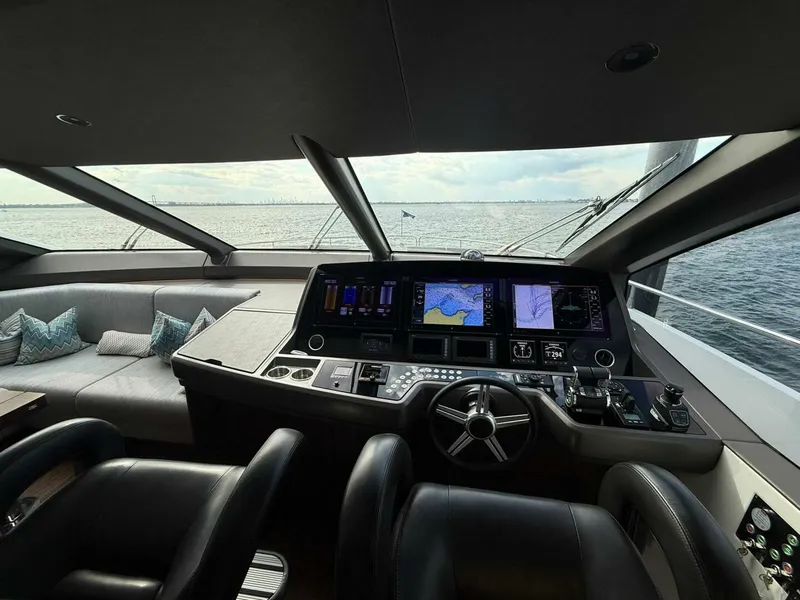 Slide: The Image of Sunseeker 76 Yacht 2021 - 5633888