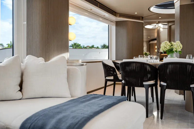 Slide: The Image of Azimut Magellano 25M 2026 - 5634985
