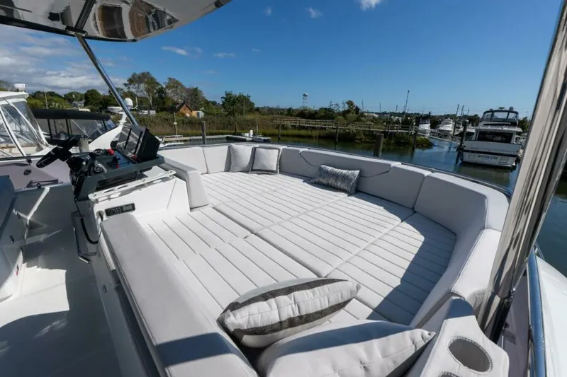 Slide: The Image of Sirena 48 2026 - 5455824