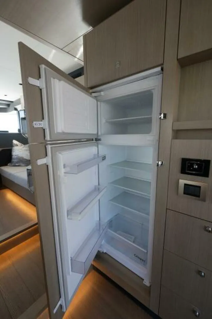 Slide: The Image of Sirena 48 2026 - 5455837