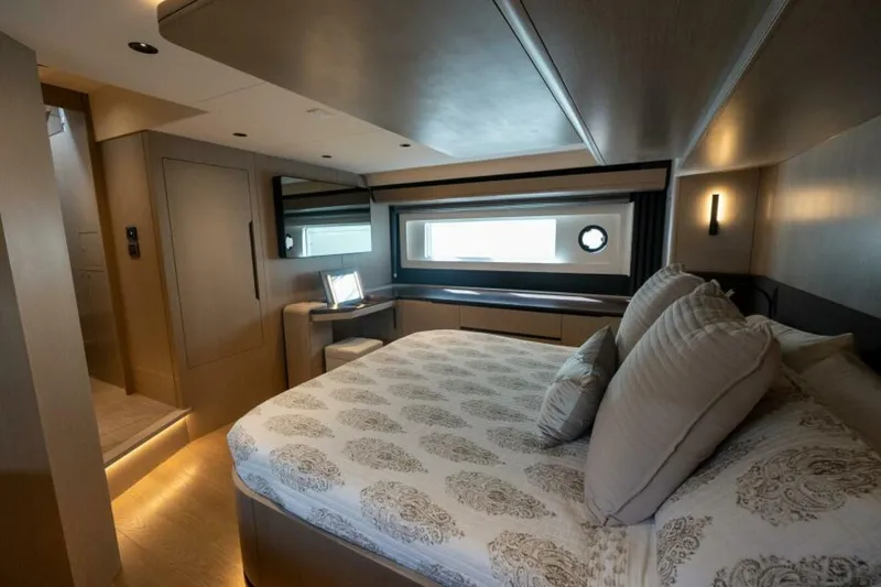 Slide: The Image of Sirena 48 2026 - 5455862