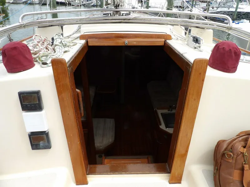 Slide: The Image of Island Packet 32 1990 - 5455892