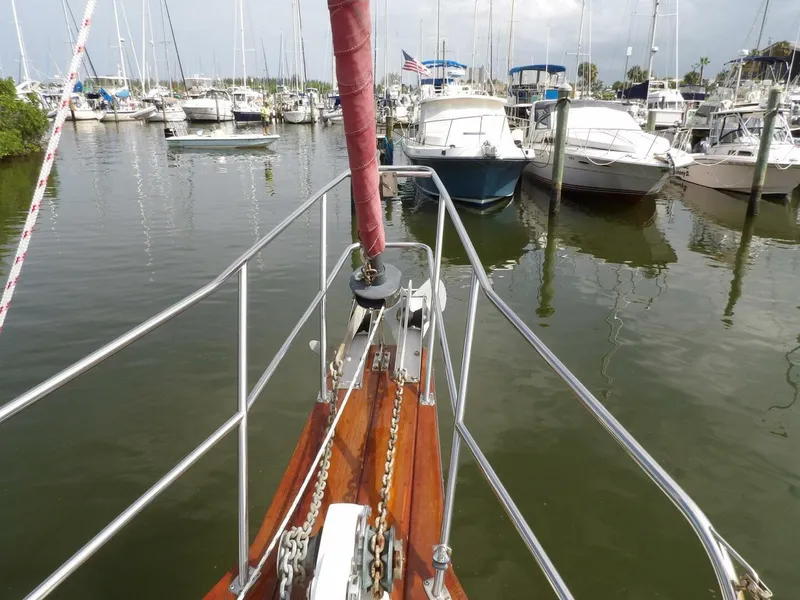 Slide: The Image of Island Packet 32 1990 - 5455907