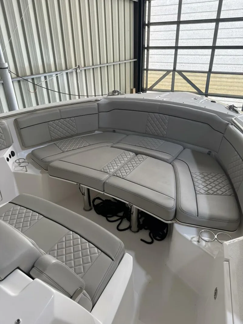 Slide: The Image of Pursuit 32 2022 - 5456316