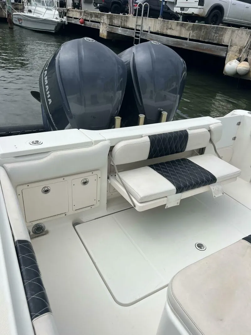 Slide: The Image of Hydra-Sports Vector 3300 CC 2003 - 5456079