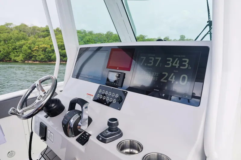 Slide: The Image of Crevalle 33 CSF 2022 - 5475782