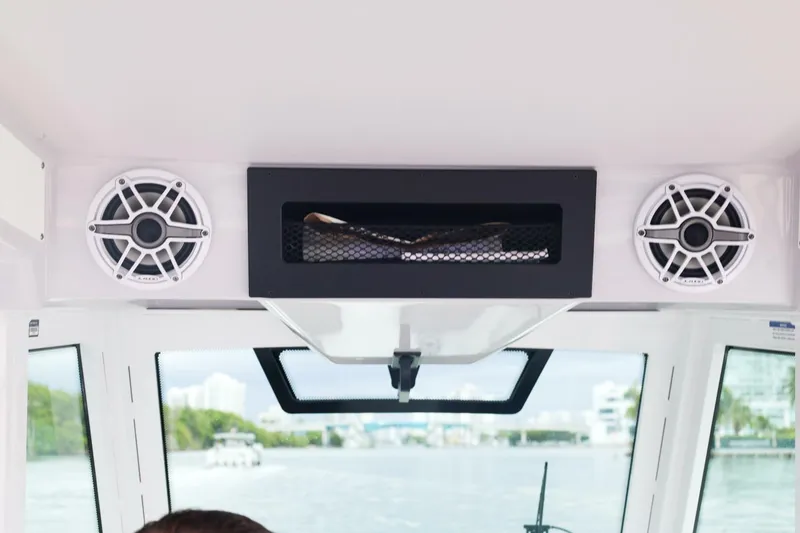 Slide: The Image of Crevalle 33 CSF 2022 - 5475785