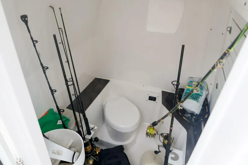 Slide: The Image of Crevalle 33 CSF 2022 - 5475805