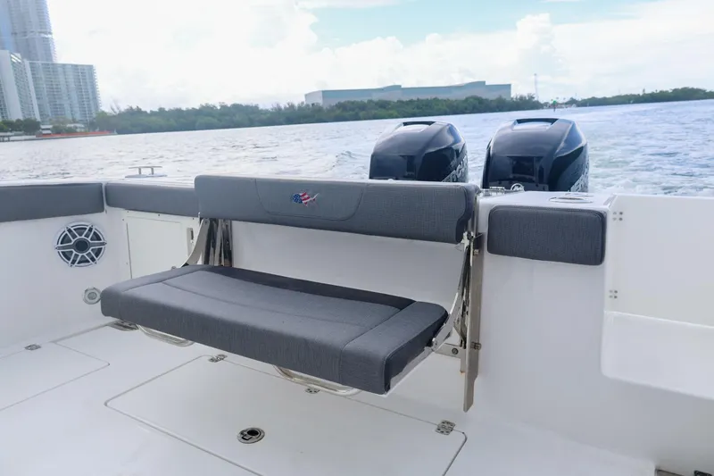 Slide: The Image of Crevalle 33 CSF 2022 - 5475773