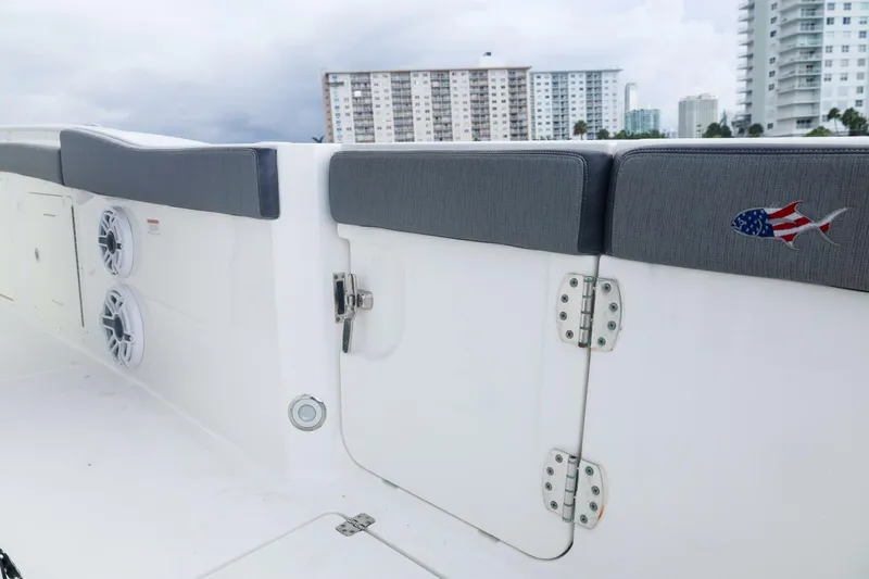 Slide: The Image of Crevalle 33 CSF 2022 - 5475774