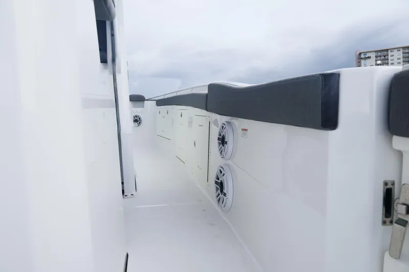 Slide: The Image of Crevalle 33 CSF 2022 - 5475775