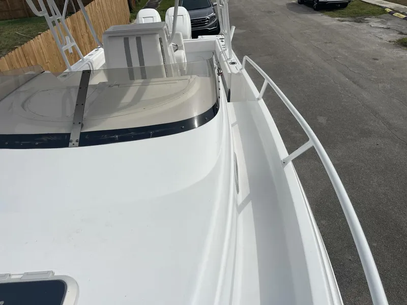 Slide: The Image of Intrepid Walkaround 289 2001 - 5709627