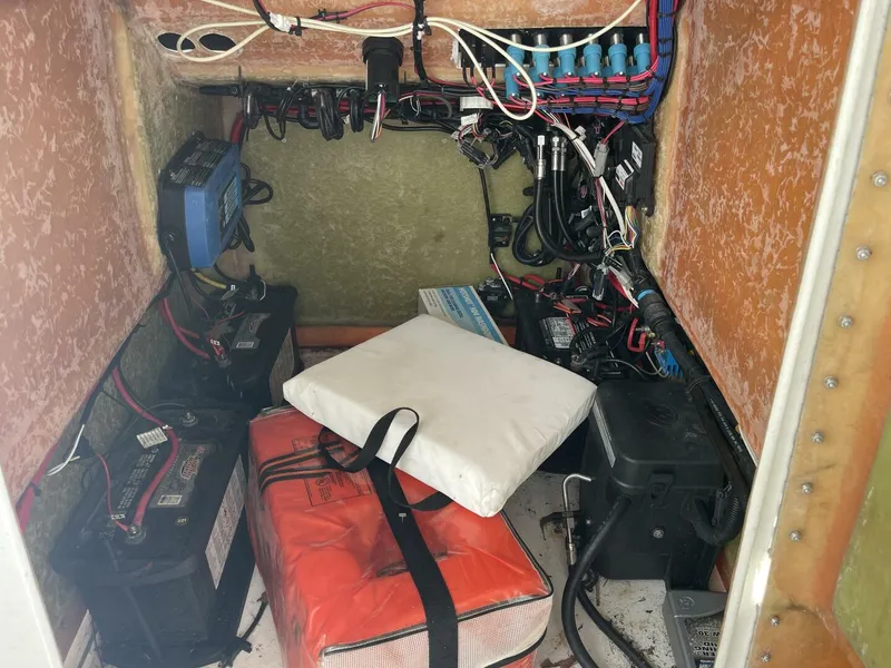 Slide: The Image of Intrepid Walkaround 289 2001 - 5709636