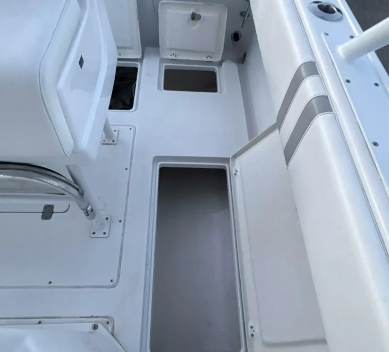 Slide: The Image of Intrepid Walkaround 289 2001 - 5709644